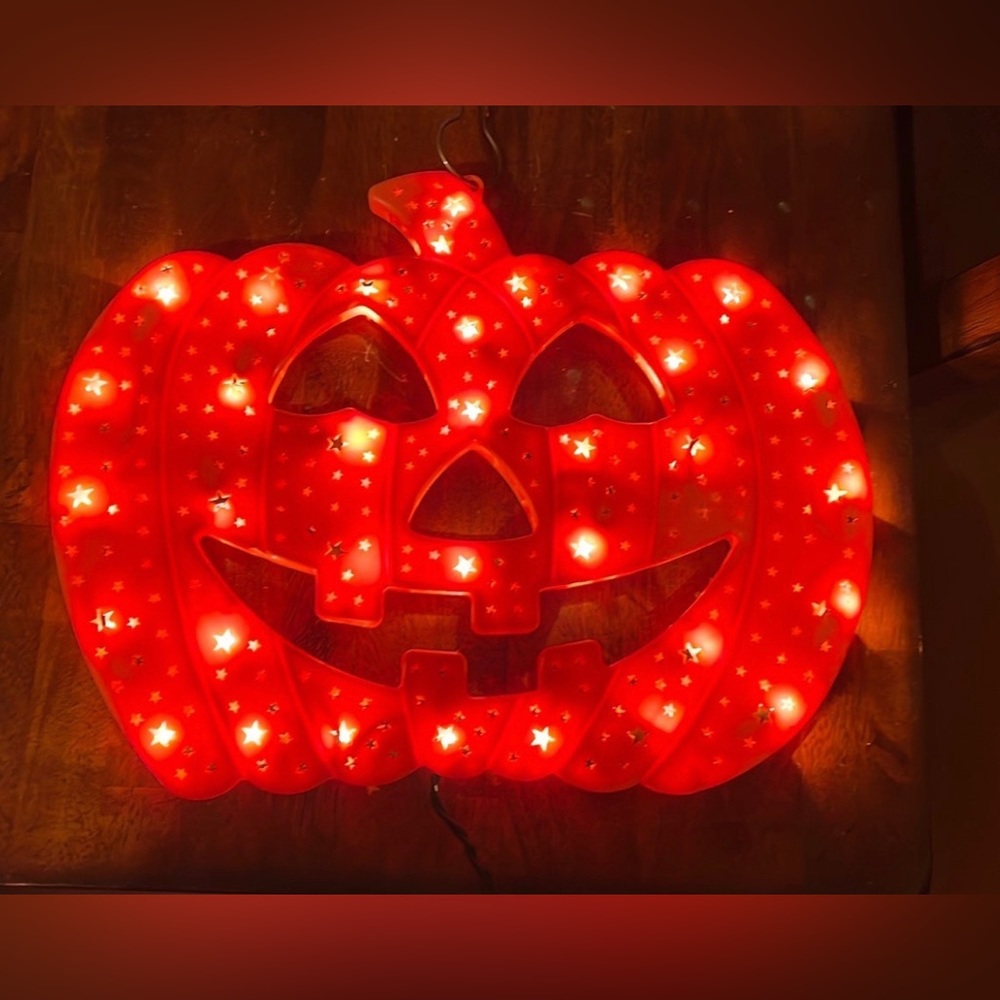 Vintage Lucky Seven Lighted Window Jack-O-Lantern w/Cut Out Stars  14”x11”
